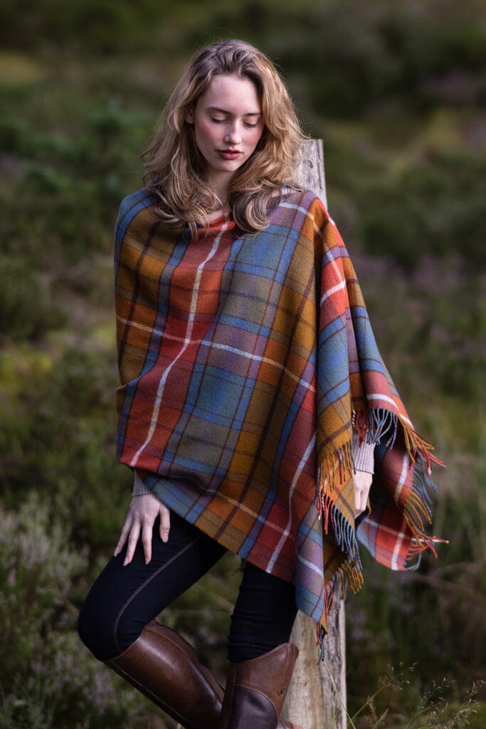 Tartan Poncho | Extra Warmth (Auld Buchanan) – Great Scot