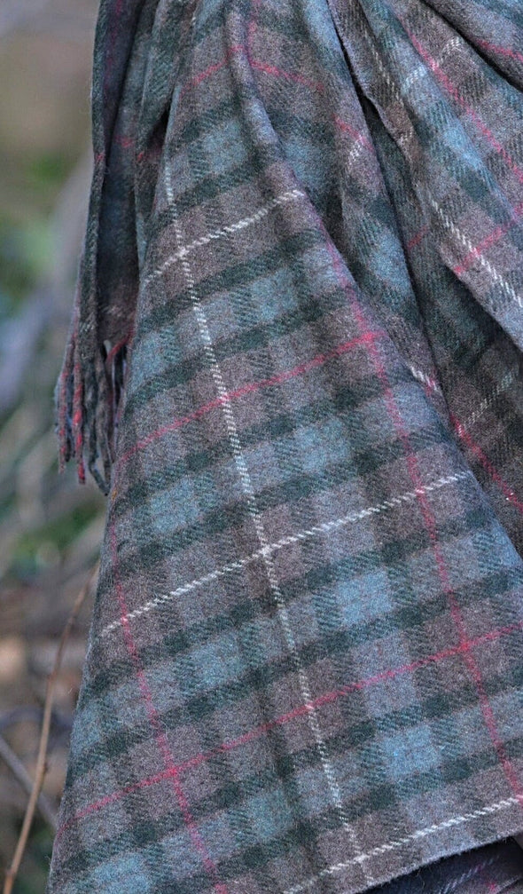 Tartan Poncho | Extra Warmth (Fraser Hunting, Weathered)
