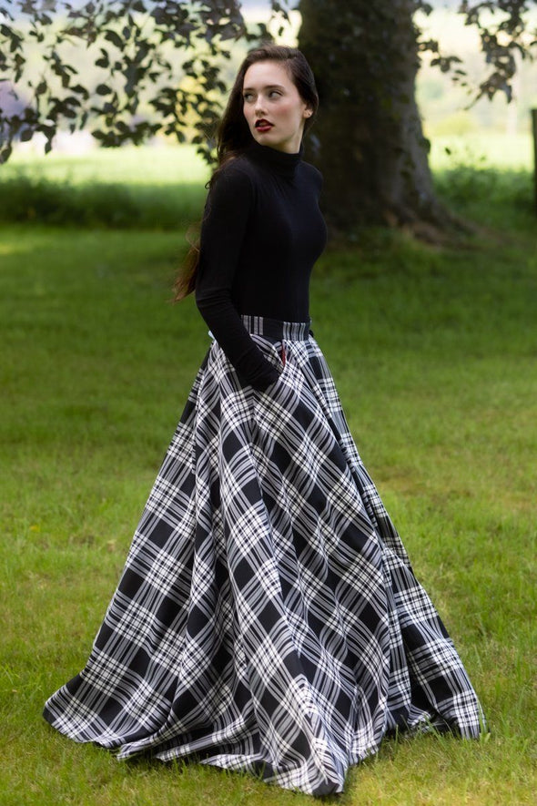 The Brigadoon Skirt (Menzies Tartan)